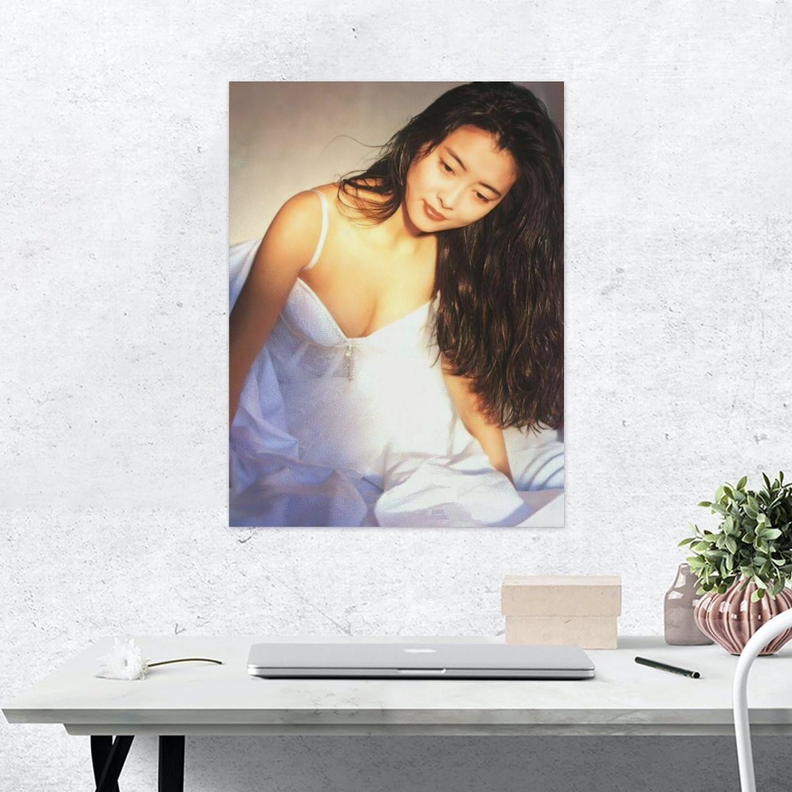 Amazon.co.jp: 中山美穂 装飾画 インテリア絵画 写真ポスター アート